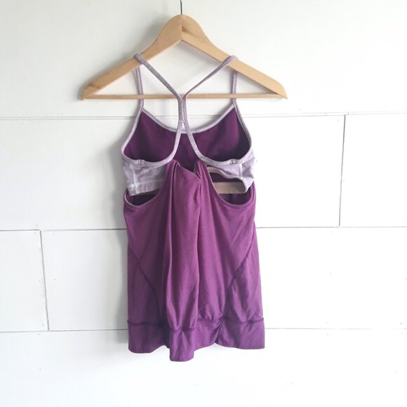 Lululemon Let it Loose tank with bra - Picture 2 of 6